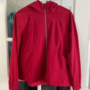 Red lulu pack it up jacket NWT